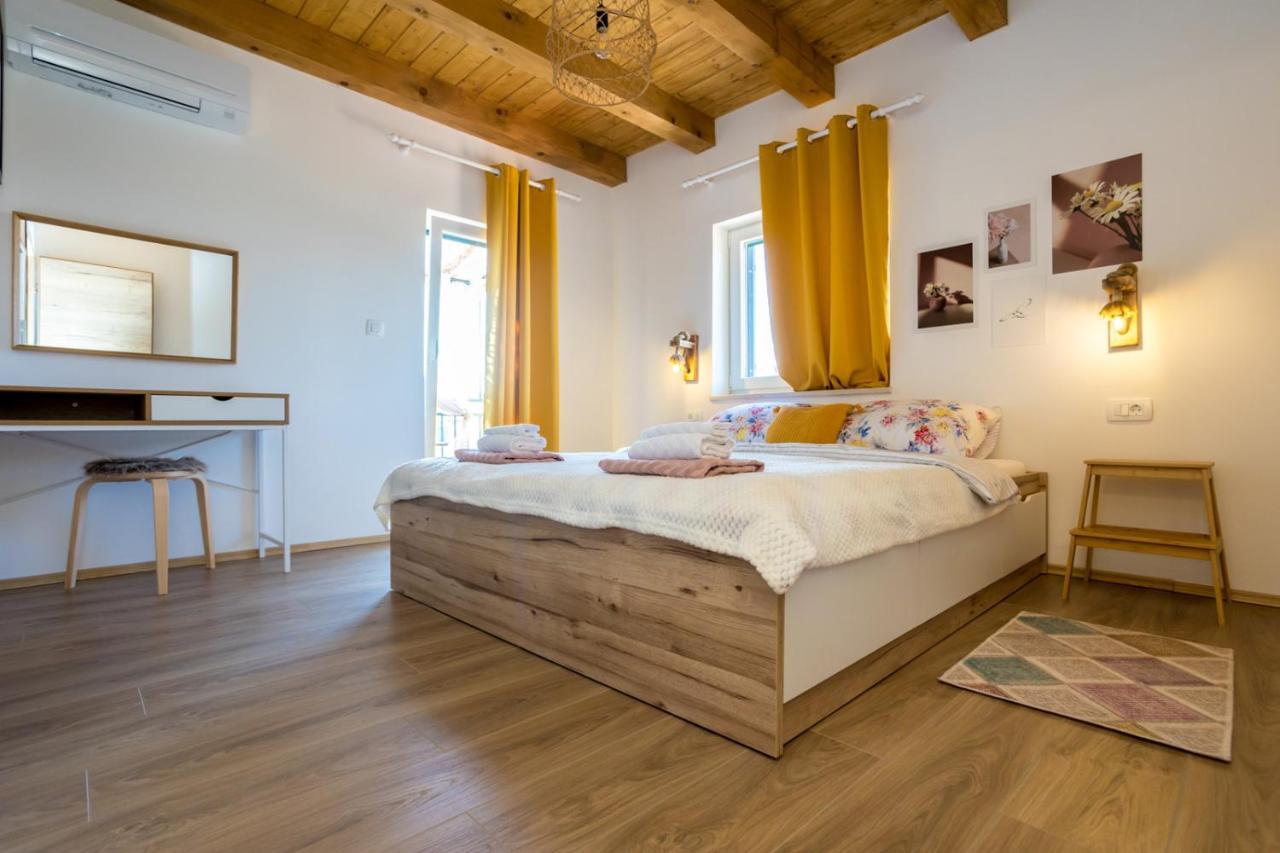 Villa AdAstra Malinska Esterno foto